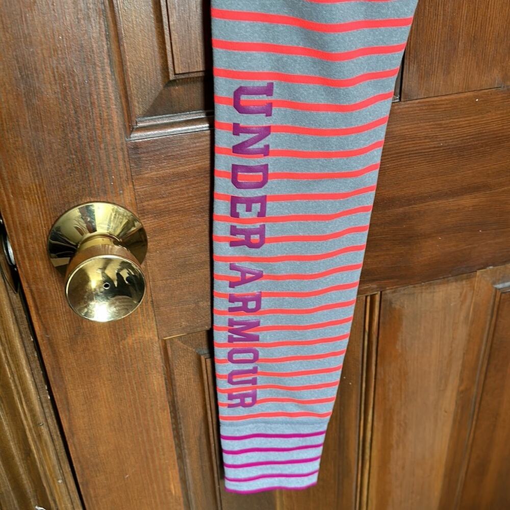 Under Armour | Striped Leggings Size M - Picture 4 of 9